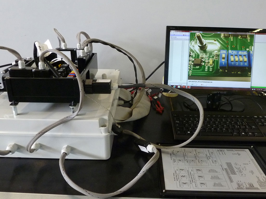 afam-piacenza-cablaggi-elettrici-e-apparecchiature-elettriche-ed-elettroniche-per-automezzi-terresti-e-nautici-b